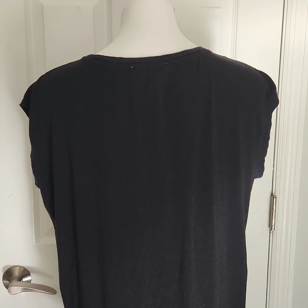Final Sale Two by Vince Camuto Black Top - Picture 8 of 11